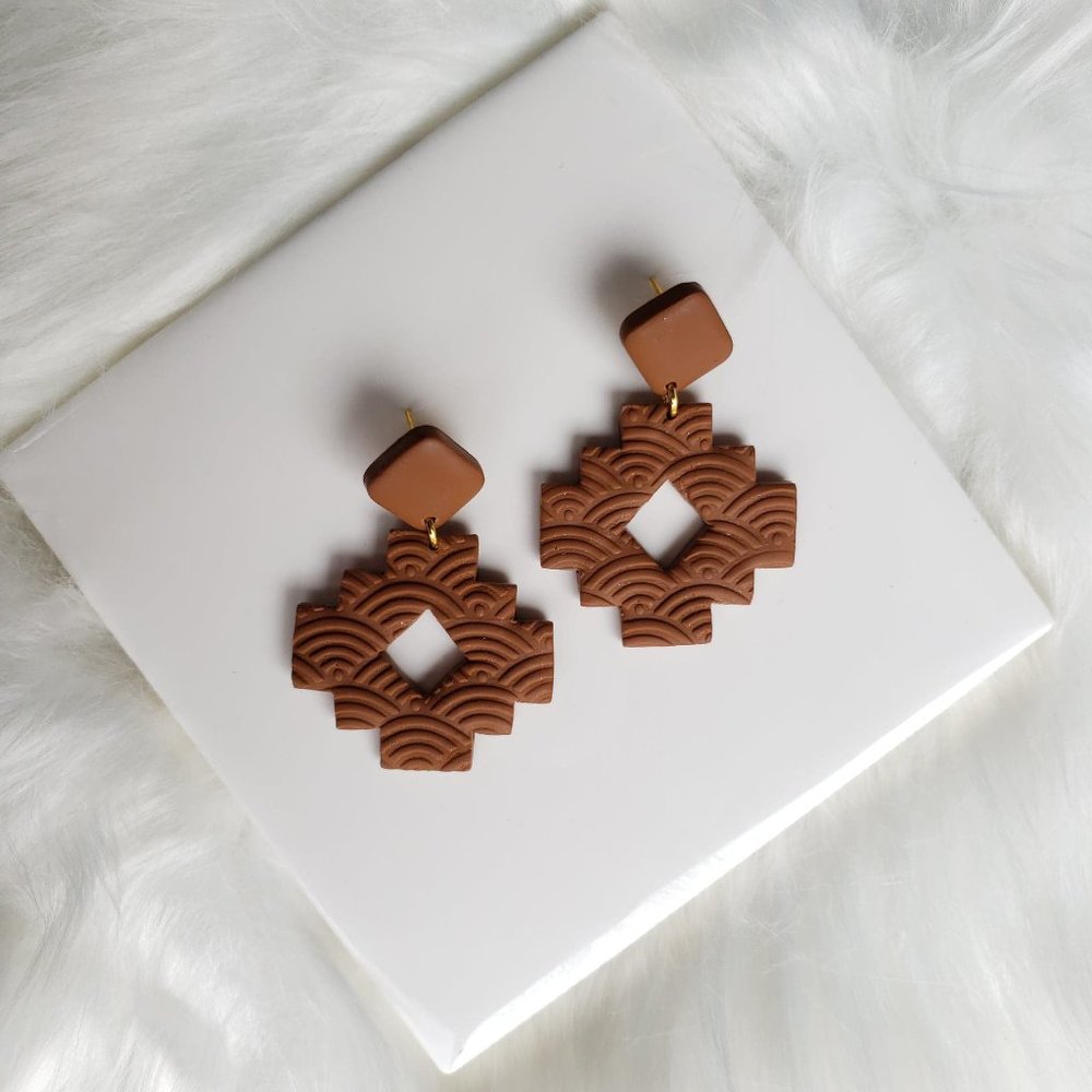 NEW! Sienna Brown Aztec Earrings with Free Studs